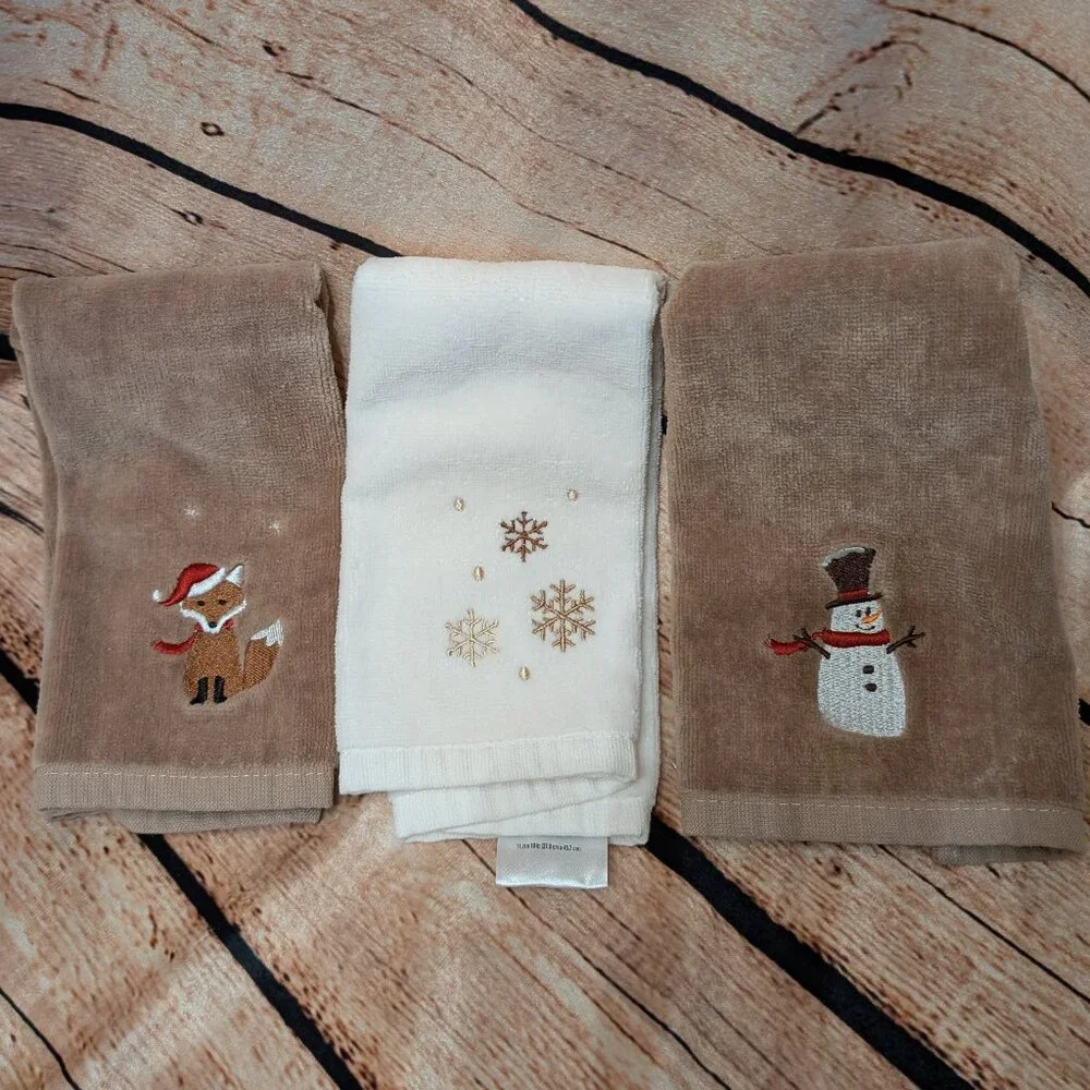 Festive Brown and White Hand Towels Set